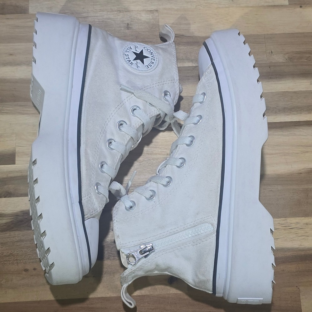 Converse Chuck Taylor All Star Lugged Lift A03012C Kids 6 White Platform